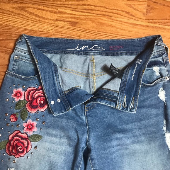 Denim INC Women’s Boyfriend Jeans Blue 💐 Flowers - Picture 2 of 7